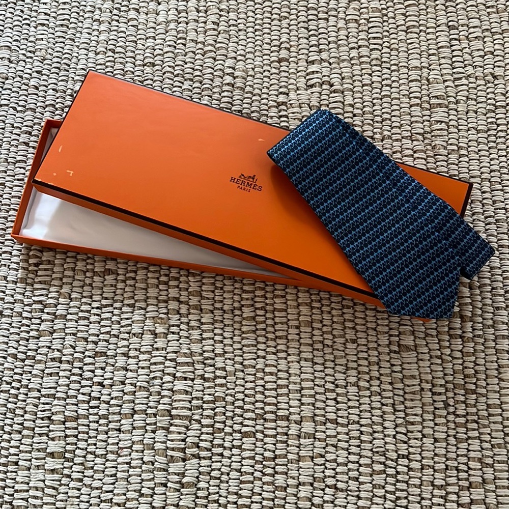 Hermes tie